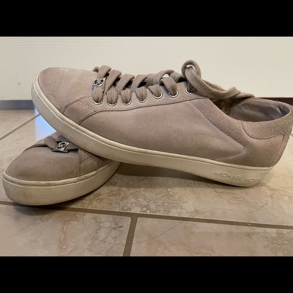 Michael Kors suede sneakers - Picture 2 of 5